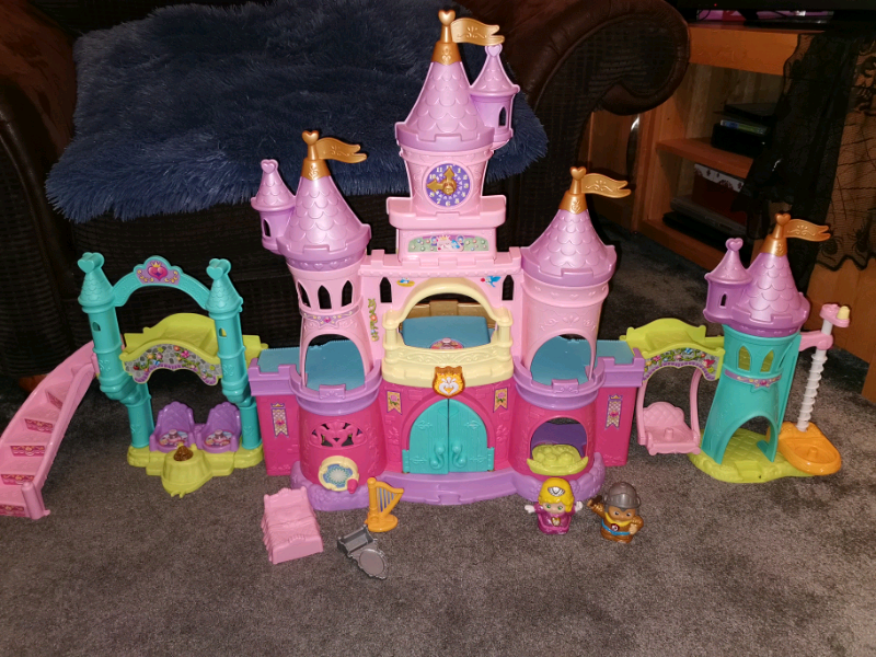 toot toot princess castle